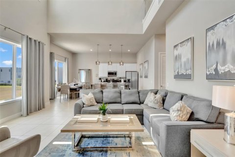 Condominio en venta en Four Corners, Florida, 5 dormitorios, 244.33 m2 № 1718323 - foto 7