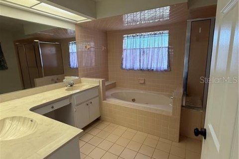 Купить виллу или дом в Бевърли Хилс, Флорида 10 комнат, 162.02м2, № 2206457 - фото 14