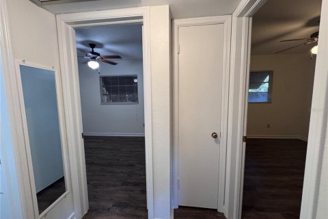Apartamento en alquiler en Orlando, Florida, 2 dormitorios, 107.86 m2 № 2149894 - foto 9