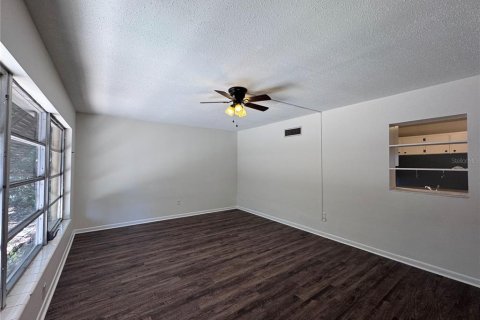 Apartamento en alquiler en Orlando, Florida, 2 dormitorios, 107.86 m2 № 2149894 - foto 27