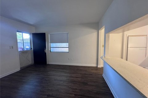 Apartamento en alquiler en Orlando, Florida, 2 dormitorios, 107.86 m2 № 2149894 - foto 6