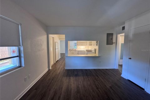 Apartamento en alquiler en Orlando, Florida, 2 dormitorios, 107.86 m2 № 2149894 - foto 5