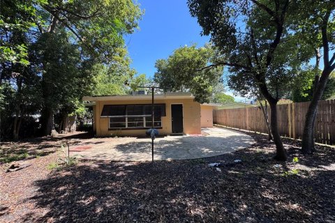 Apartamento en alquiler en Orlando, Florida, 2 dormitorios, 107.86 m2 № 2149894 - foto 3