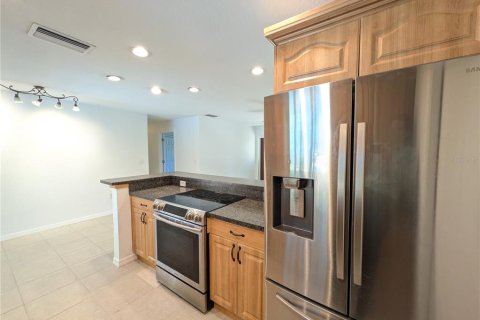 Villa ou maison à vendre à Sarasota, Floride: 3 chambres, 94.2 m2 № 2430821 - photo 12