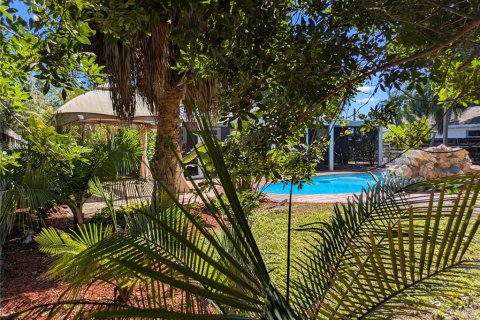 Villa ou maison à vendre à Sarasota, Floride: 3 chambres, 94.2 m2 № 2430821 - photo 24