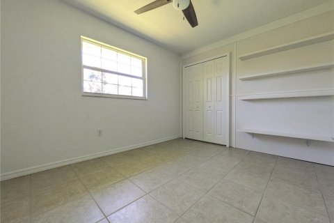 Villa ou maison à vendre à Sarasota, Floride: 3 chambres, 94.2 m2 № 2430821 - photo 14