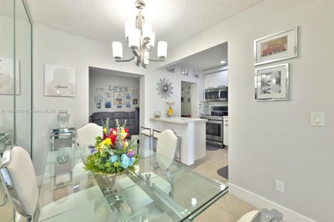 Купить виллу или дом в Майами, Флорида 3 спальни, 172.15м2, № 2021187 - фото 23