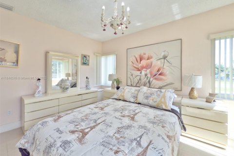 Купить виллу или дом в Майами, Флорида 3 спальни, 172.15м2, № 2021187 - фото 19