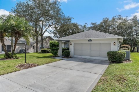 Villa ou maison à vendre à Spring Hill, Floride: 2 chambres, 166.11 m2 № 2422826 - photo 2