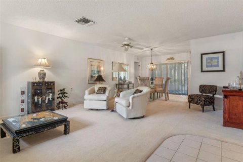 Villa ou maison à vendre à Spring Hill, Floride: 2 chambres, 166.11 m2 № 2422826 - photo 9