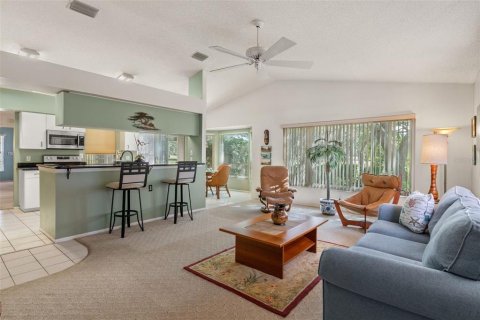 Villa ou maison à vendre à Spring Hill, Floride: 2 chambres, 166.11 m2 № 2422826 - photo 24