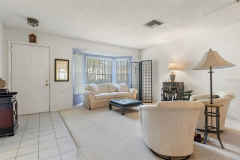 Villa ou maison à vendre à Spring Hill, Floride: 2 chambres, 166.11 m2 № 2422826 - photo 11