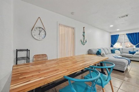 Купить коммерческую недвижимость в Семинол, Флорида 4 спальни, 185.62м2, № 2157139 - фото 21