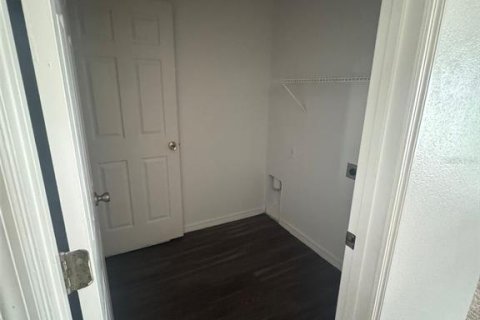 House in Poinciana, Florida 3 bedrooms, 153.85 sq.m. № 1767996 - photo 21