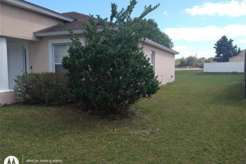 House in Poinciana, Florida 3 bedrooms, 153.85 sq.m. № 1767996 - photo 5