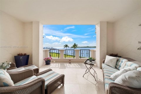 Condominio en alquiler en Miami Beach, Florida, 2 dormitorios, 171.59 m2 № 2076965 - foto 6