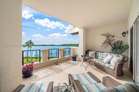 Condominio en alquiler en Miami Beach, Florida, 2 dormitorios, 171.59 m2 № 2076965 - foto 8