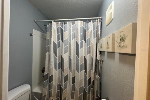 Condominio en alquiler en Kissimmee, Florida, 3 dormitorios, 111.67 m2 № 1782637 - foto 24