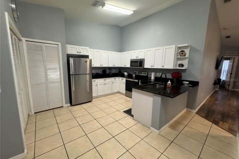 Condominio en alquiler en Kissimmee, Florida, 3 dormitorios, 111.67 m2 № 1782637 - foto 17