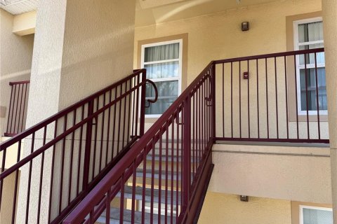 Condominio en alquiler en Kissimmee, Florida, 3 dormitorios, 111.67 m2 № 1782637 - foto 3