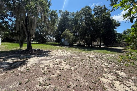 House in Eagle Lake, Florida 2 bedrooms, 159.98 sq.m. № 2156432 - photo 23