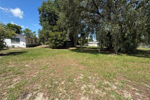 House in Eagle Lake, Florida 2 bedrooms, 159.98 sq.m. № 2156432 - photo 20