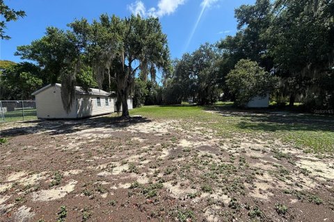 House in Eagle Lake, Florida 2 bedrooms, 159.98 sq.m. № 2156432 - photo 24