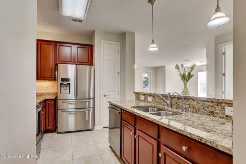 Condominio en venta en Jacksonville, Florida, 2 dormitorios, 197.79 m2 № 857482 - foto 1