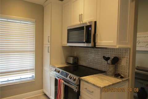 Condo in Sarasota, Florida, 2 bedrooms  № 1512986 - photo 5
