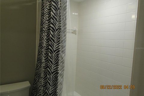 Condo in Sarasota, Florida, 2 bedrooms  № 1512986 - photo 11