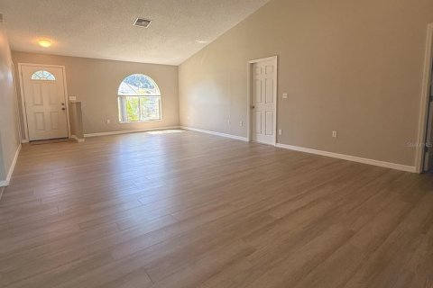 Villa ou maison à vendre à Kissimmee, Floride: 4 chambres, 169.27 m2 № 2429156 - photo 2