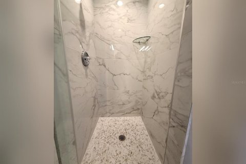 Villa ou maison à vendre à Kissimmee, Floride: 4 chambres, 169.27 m2 № 2429156 - photo 16