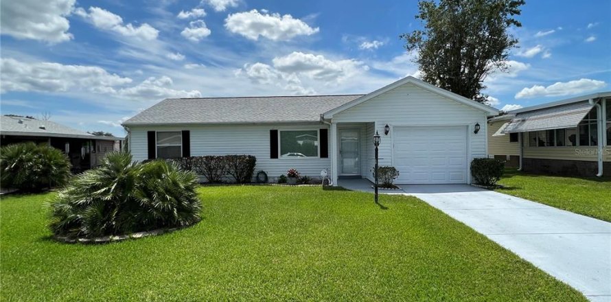 Casa en Lady Lake, Florida 2 dormitorios, 96.62 m2 № 2204579
