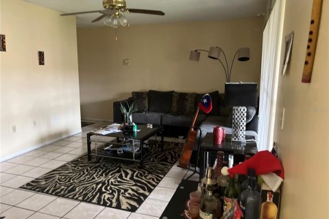 Condo in Tampa, Florida, 2 bedrooms  № 704708 - photo 4