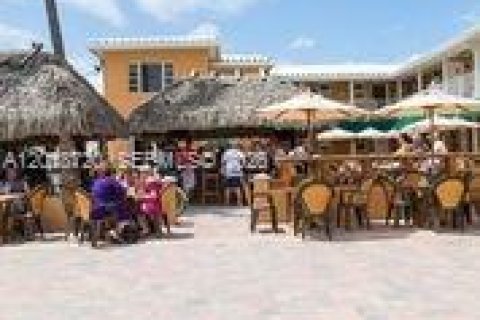 Propiedad comercial en venta en Hollywood, Florida № 2154258 - foto 3