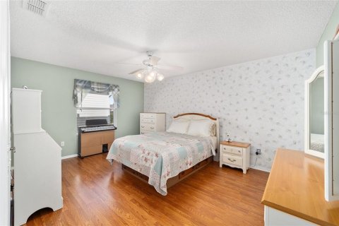 House in The Villages, Florida 2 bedrooms, 107.4 sq.m. № 1531597 - photo 22