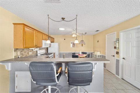 House in The Villages, Florida 2 bedrooms, 107.4 sq.m. № 1531597 - photo 18