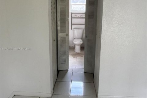 Townhouse in Homestead, Florida 3 bedrooms, 126.16 sq.m. № 2030701 - photo 6