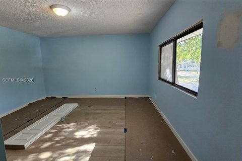 Commercial property in Lauderhill, Florida 279.91 sq.m. № 2051076 - photo 18