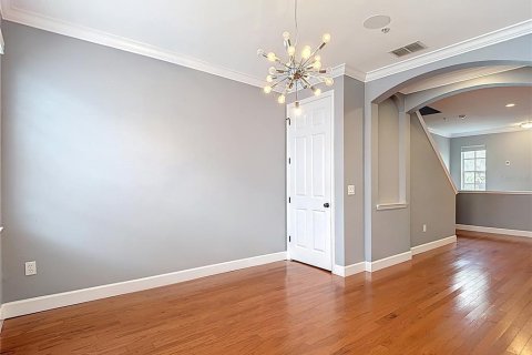 Adosado en venta en Tampa, Florida, 4 dormitorios, 192.12 m2 № 1771987 - foto 13