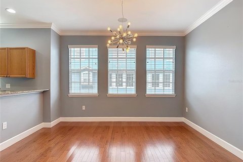 Adosado en venta en Tampa, Florida, 4 dormitorios, 192.12 m2 № 1771987 - foto 12
