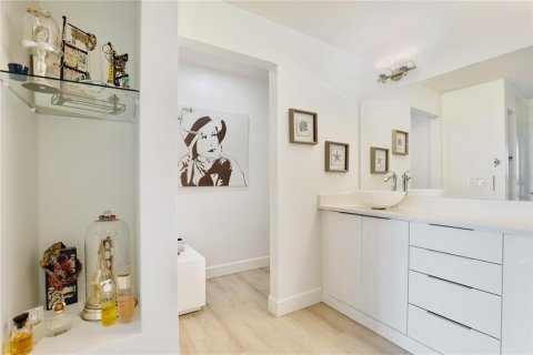 Copropriété à vendre à Orlando, Floride: 2 chambres, 175.12 m2 № 2408788 - photo 27