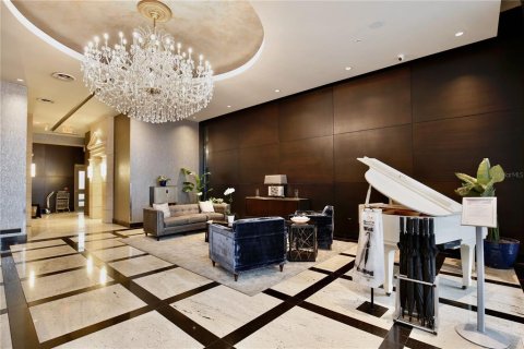 Copropriété à vendre à Orlando, Floride: 2 chambres, 175.12 m2 № 2408788 - photo 3