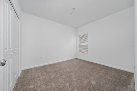 House in Kissimmee, Florida 3 bedrooms, 144.93 sq.m. № 2227087 - photo 10