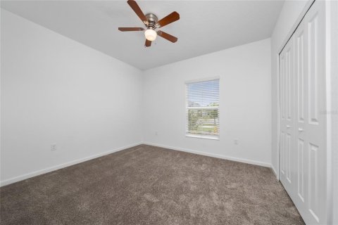 House in Kissimmee, Florida 3 bedrooms, 144.93 sq.m. № 2227087 - photo 8
