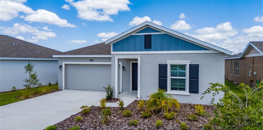 House in Kissimmee, Florida 3 bedrooms, 144.93 sq.m. № 2227087