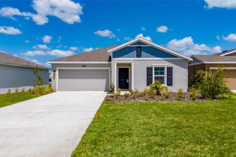 House in Kissimmee, Florida 3 bedrooms, 144.93 sq.m. № 2227087 - photo 2
