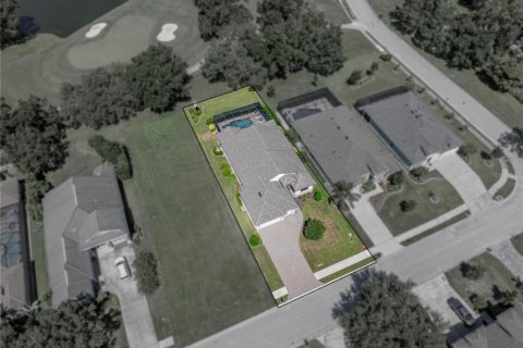 House in Dade City, Florida 4 bedrooms, 247.58 sq.m. № 1885208 - photo 6