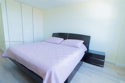 Condo in Sunny Isles Beach, Florida, 2 bedrooms  № 1867511 - photo 29