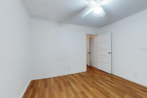 Propiedad comercial en venta en New Smyrna Beach, Florida, 221.48 m2 № 1723612 - foto 25